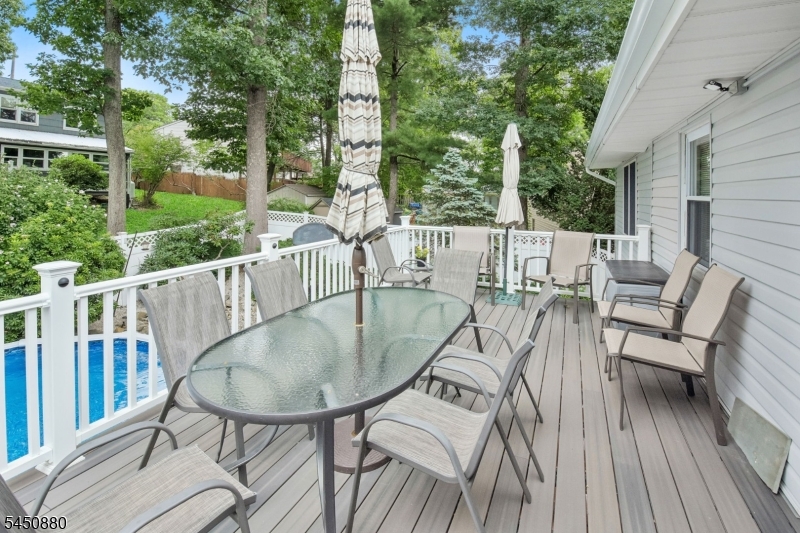 110 Marne Road Hopatcong, NJ 07843 - Photo 33 of 38 Gallery Image 33