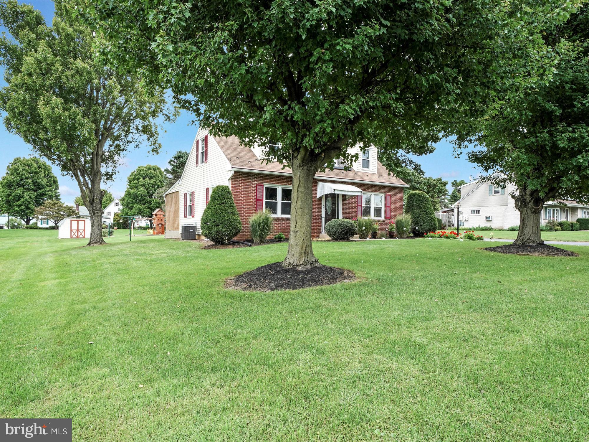 1935 Lancaster Road Manheim, PA 17545 - Photo 2 of 26 Established landscaping