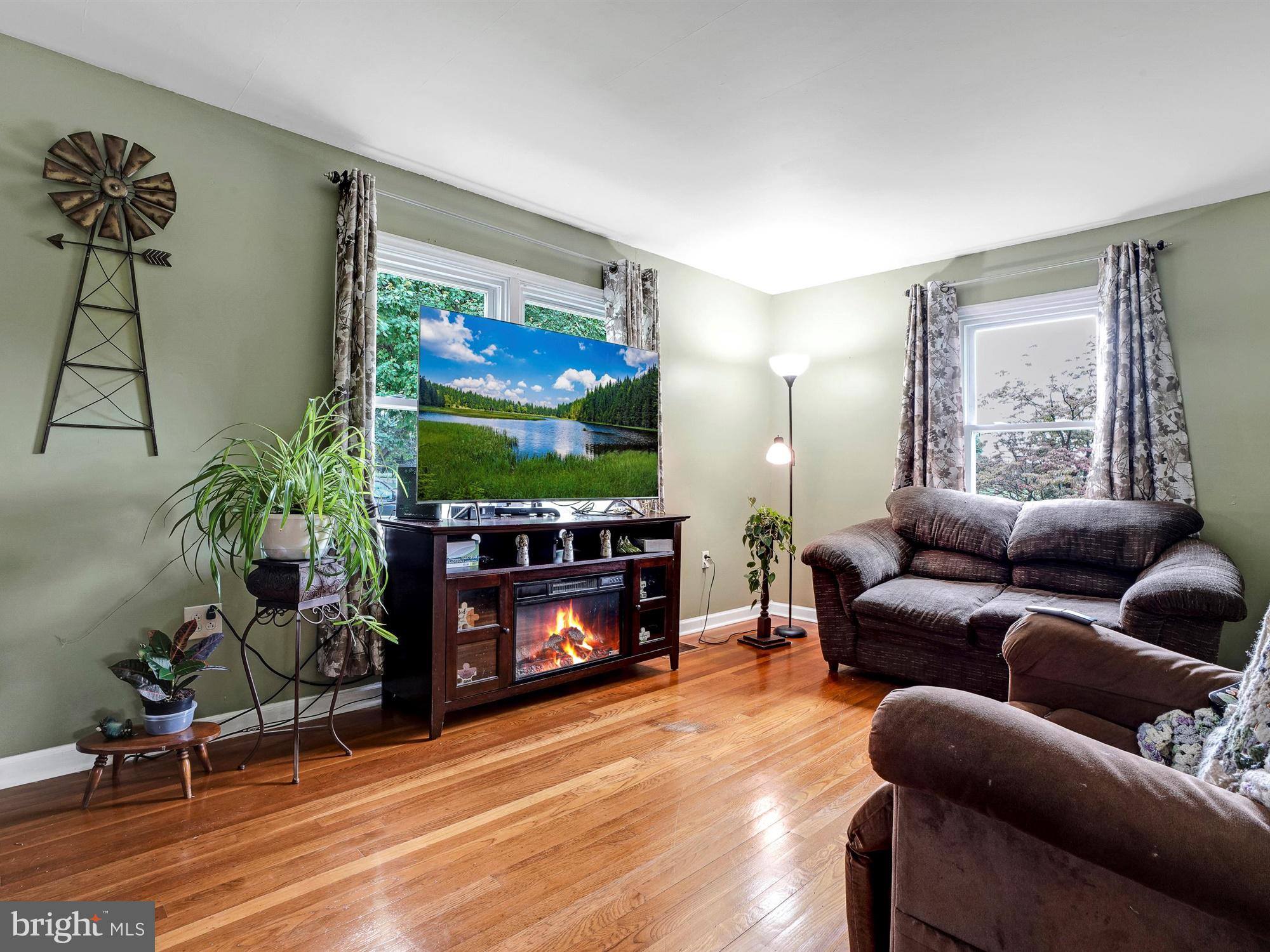 1935 Lancaster Road Manheim, PA 17545 - Photo 6 of 26 Beautiful wood floors