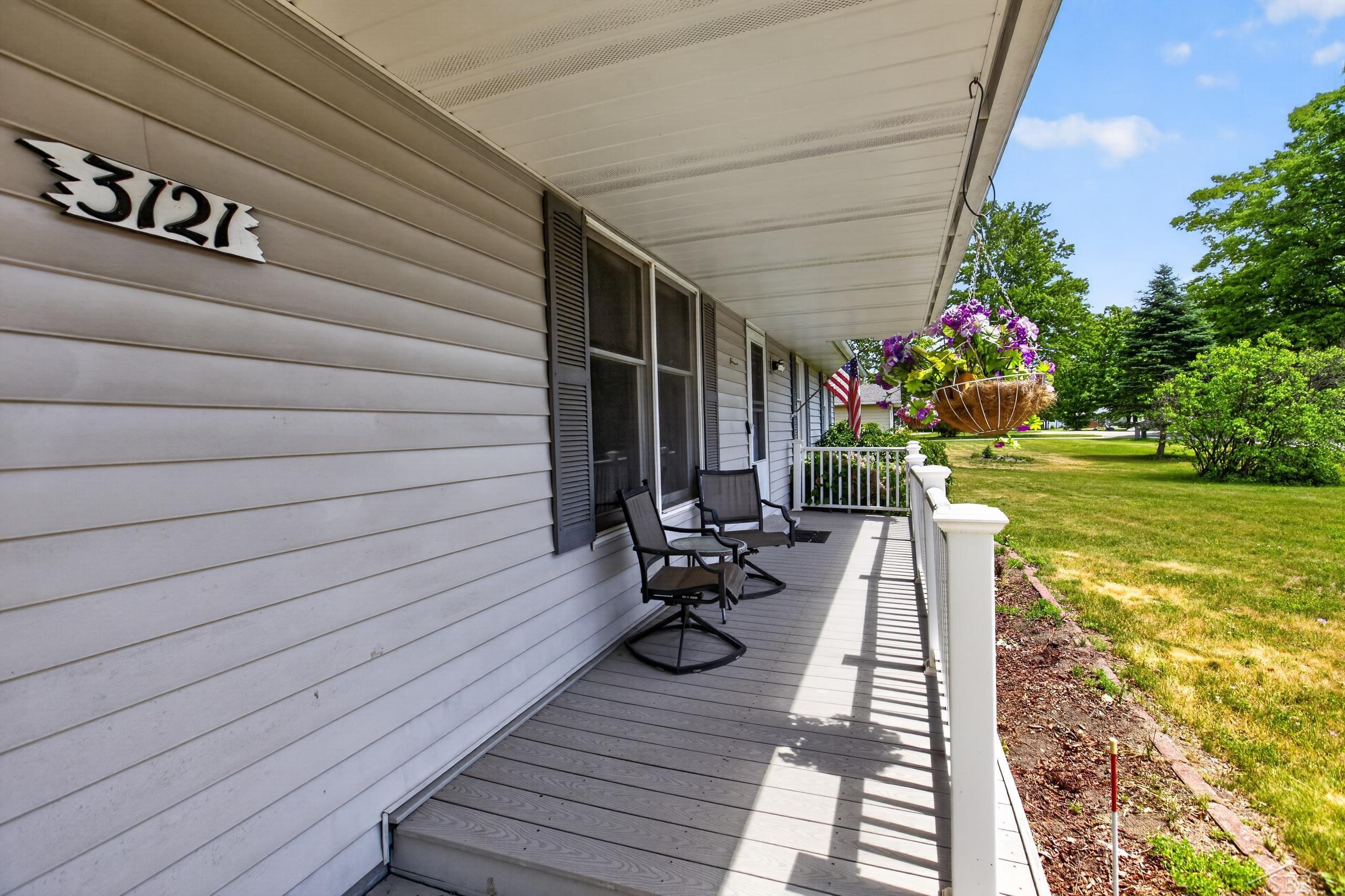 3121 Dale Street Harrison, MI 48625 - Photo 3 of 51
