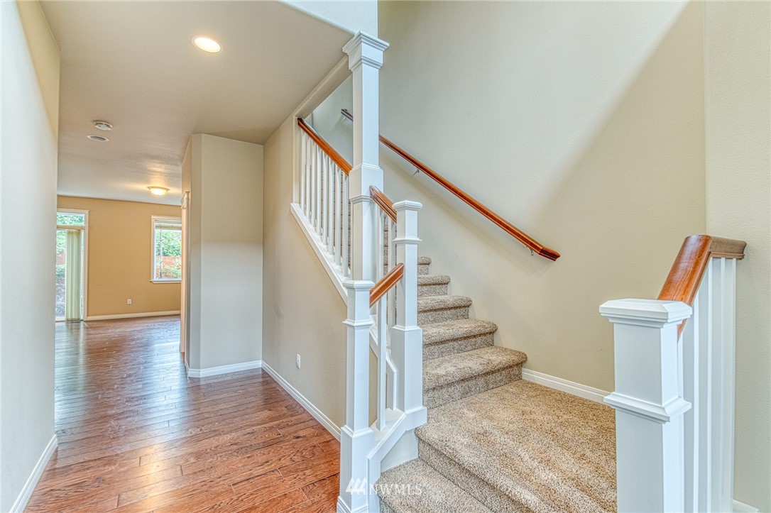 27 161st Place Southeast, Unit 12 Bothell, WA 98012 - Photo 2 of 29
