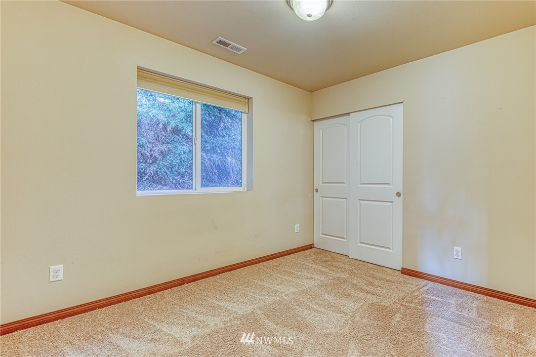 27 161st Place Southeast, Unit 12 Bothell, WA 98012 - Photo 16 of 29