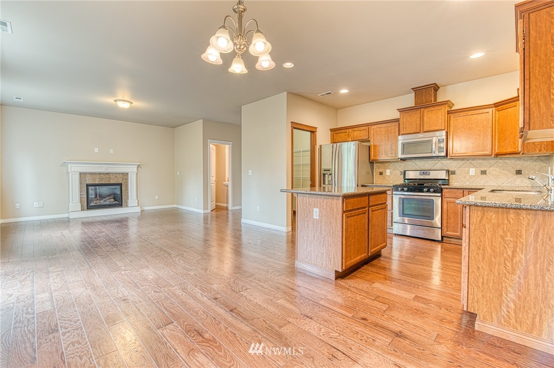 27 161st Place Southeast, Unit 12 Bothell, WA 98012 - Photo 3 of 29
