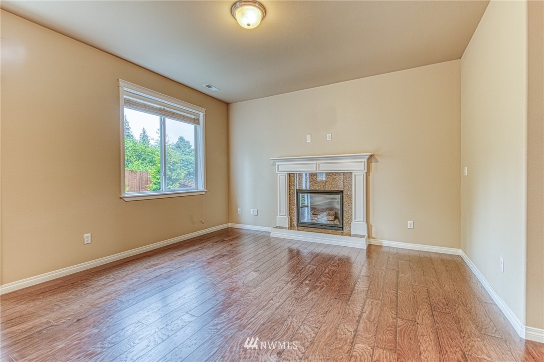 27 161st Place Southeast, Unit 12 Bothell, WA 98012 - Photo 4 of 29