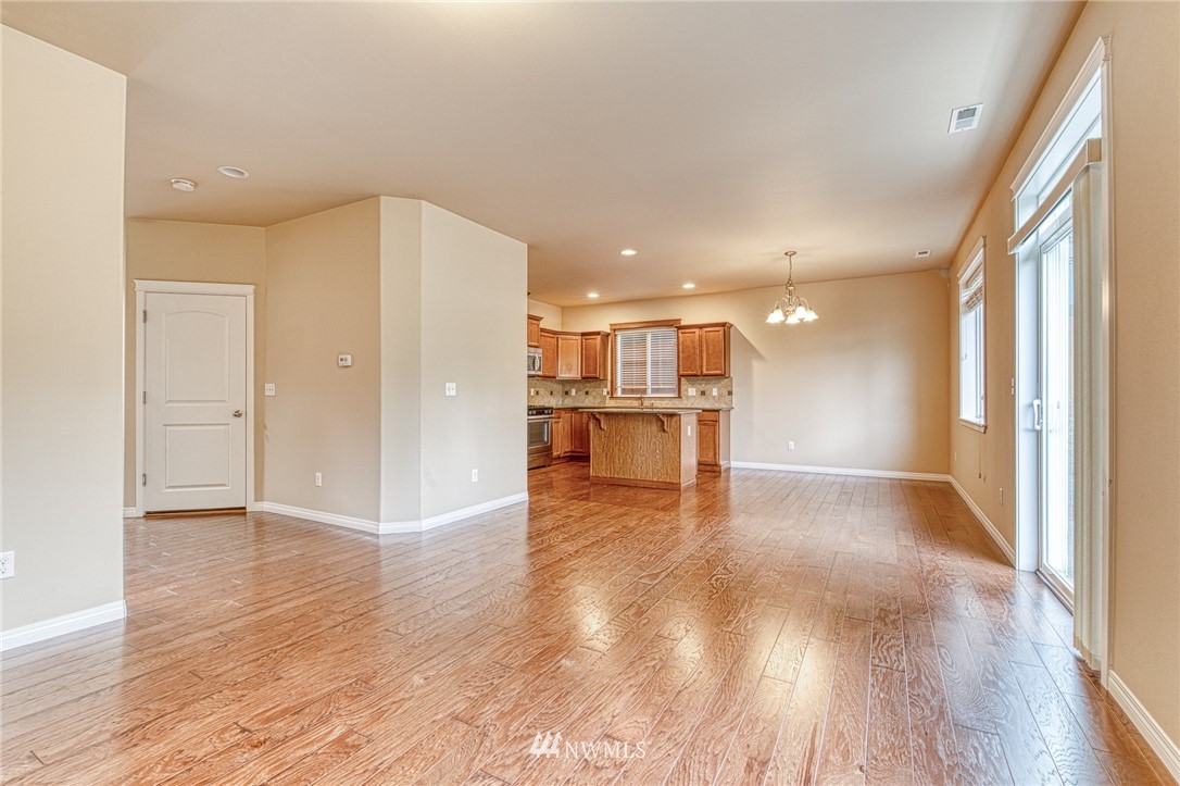 27 161st Place Southeast, Unit 12 Bothell, WA 98012 - Photo 6 of 29