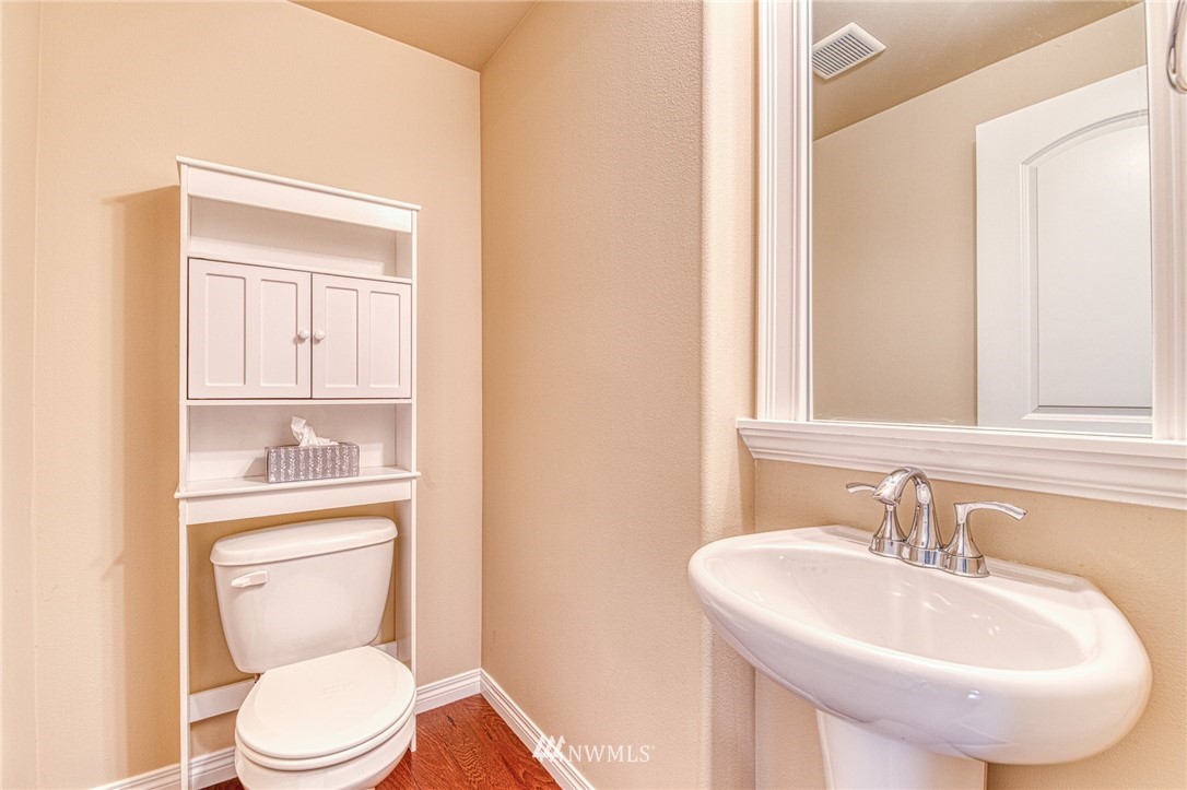 27 161st Place Southeast, Unit 12 Bothell, WA 98012 - Photo 9 of 29
