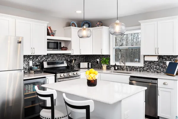 $455,500 | 4528 Solway Road, Hermantown, MN 55811