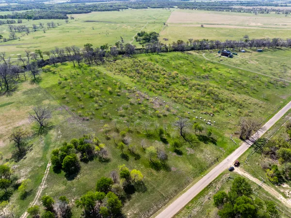 $275,000 | 2041 County Road 429, Rockdale, TX 76567