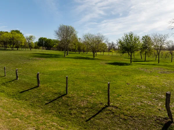 $275,000 | 2041 County Road 429, Rockdale, TX 76567