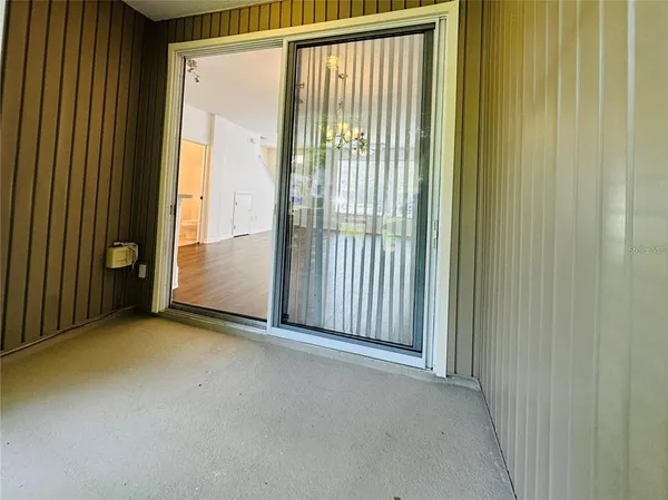 $1,700 | 207 Golden Pond Court, Valrico, FL 33594