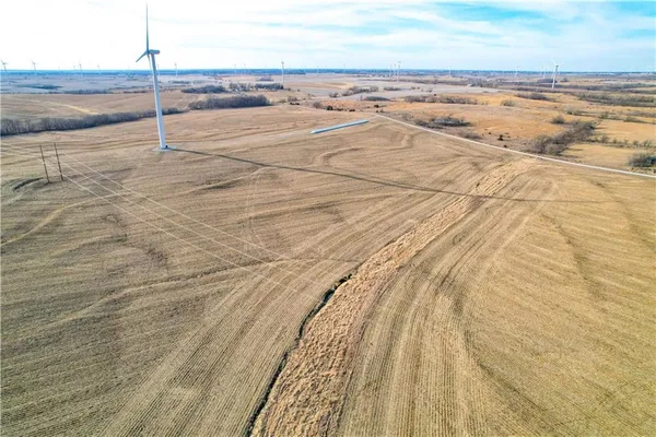 $3,203,200 | Northwest Gospel Road, Amity, MO 64422