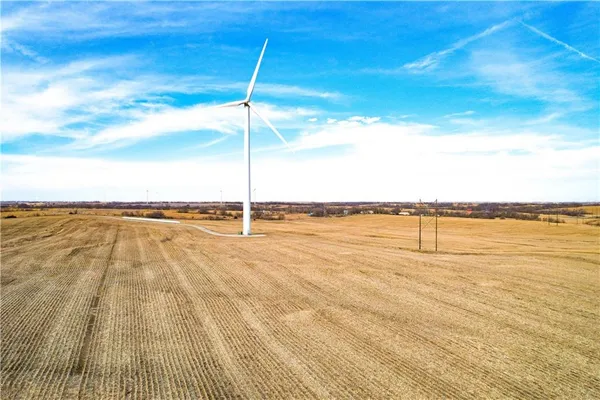 $3,203,200 | Northwest Gospel Road, Amity, MO 64422