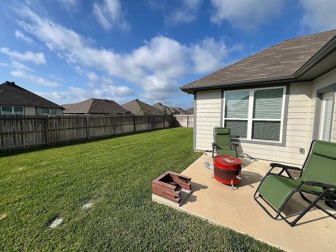 1925 Viva Road Bryan, TX 77803 - Photo 6 of 12