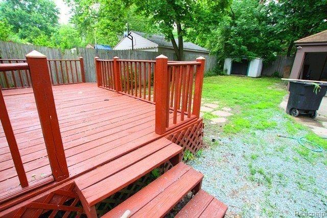16734 Sunderland Road Detroit, MI 48219 - Photo 16 of 19 Backyard.JPG