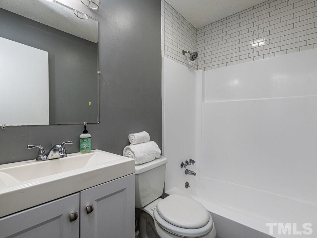 8305 Bells Lake Road Apex, NC 27539 - Photo 18 of 30 Gallery Image 18
