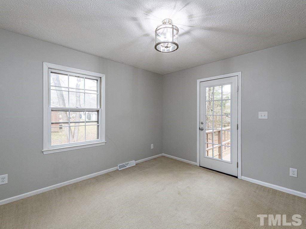 8305 Bells Lake Road Apex, NC 27539 - Photo 7 of 30 Gallery Image 7