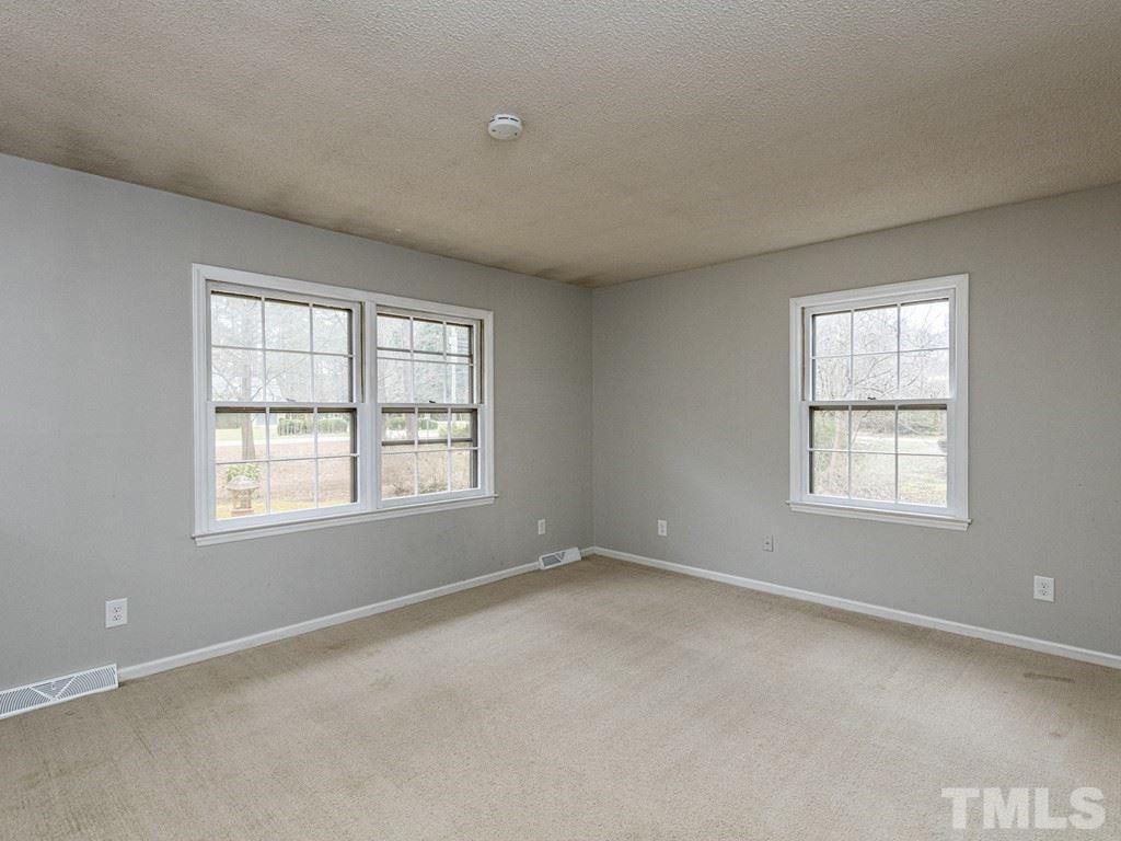 8305 Bells Lake Road Apex, NC 27539 - Photo 10 of 30 Gallery Image 10