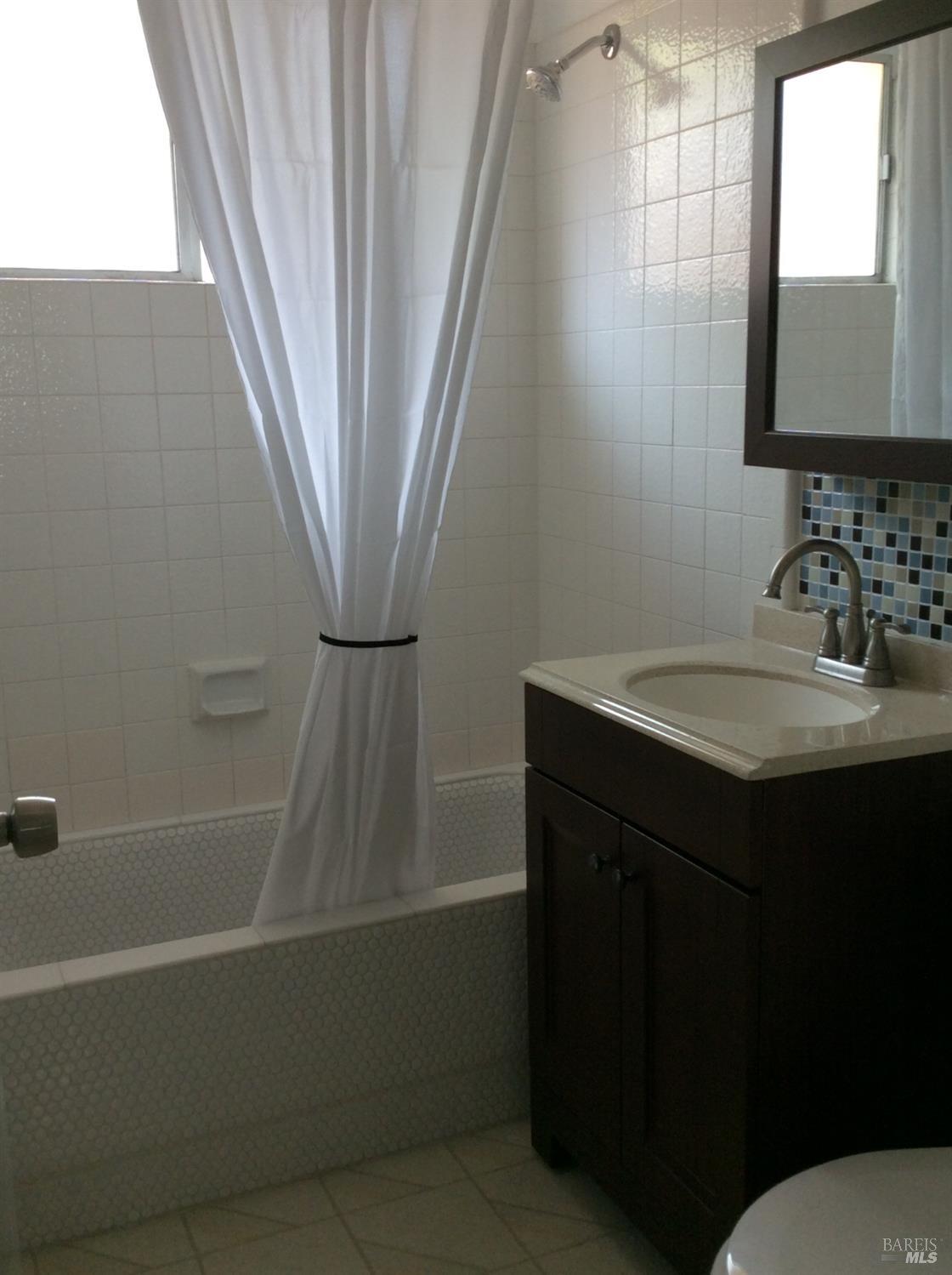 303 Boyce Street Santa Rosa, CA 95401 - Photo 9 of 25