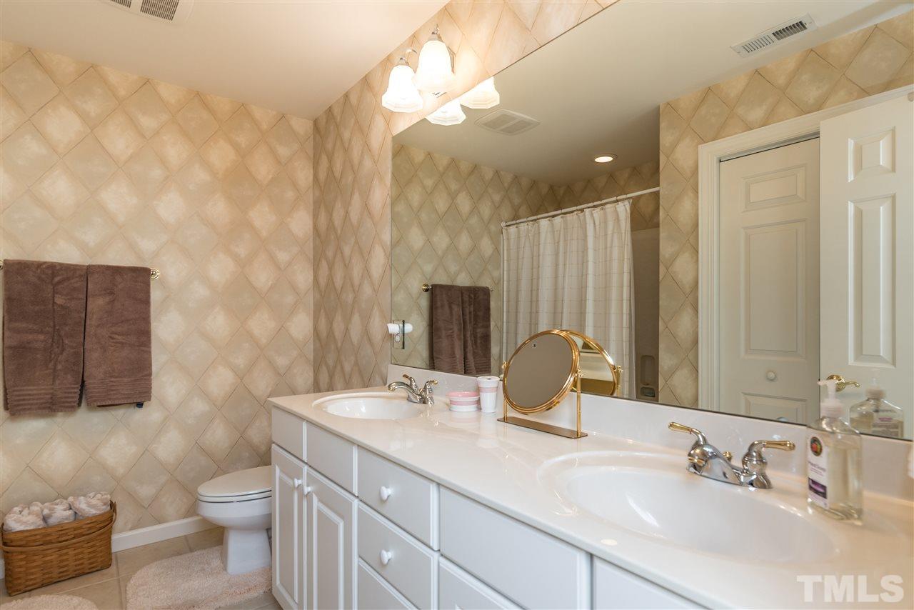 8813 Leeshire Lane Raleigh, NC 27615 - Photo 21 of 25