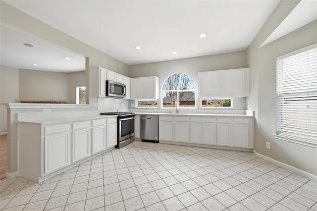 $350,000 | 8852 Tyne Trail, Fort Worth, TX 76118