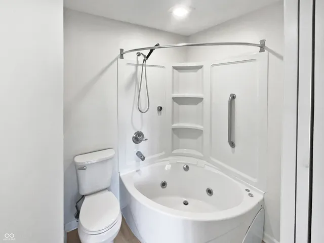 $450,000 | 12036 Weathered Edge Drive, Fishers, IN 46037