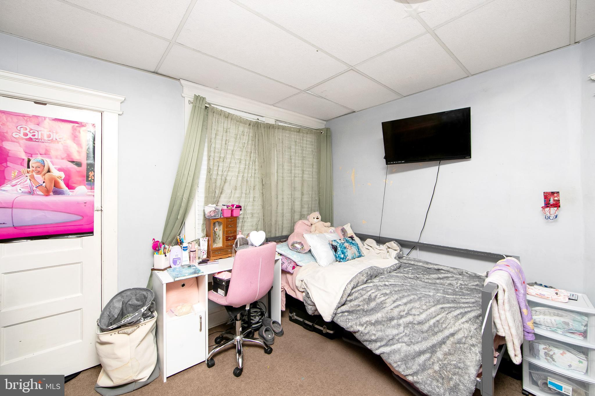 306 Delaware Street Brooklawn, NJ 08030 - Photo 17 of 30 Bedroom 2