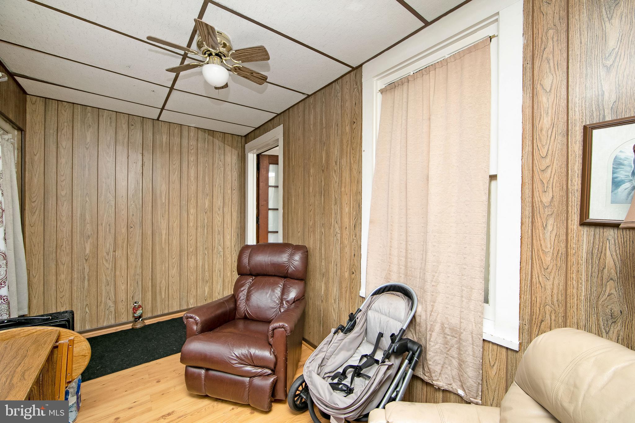306 Delaware Street Brooklawn, NJ 08030 - Photo 3 of 30 Sun porch