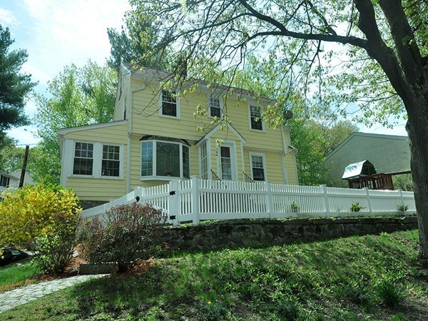 144 Hackensack Road Boston, MA 02467 - Photo 3 of 26