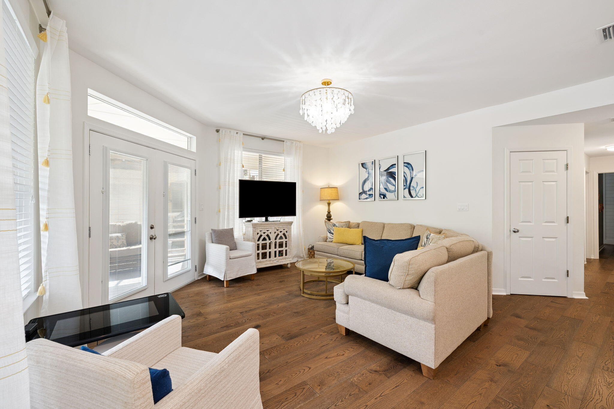 8855 Baypine Drive Miramar Beach, FL 32550 - Photo 18 of 49 a living room with furniture and a flat screen tv