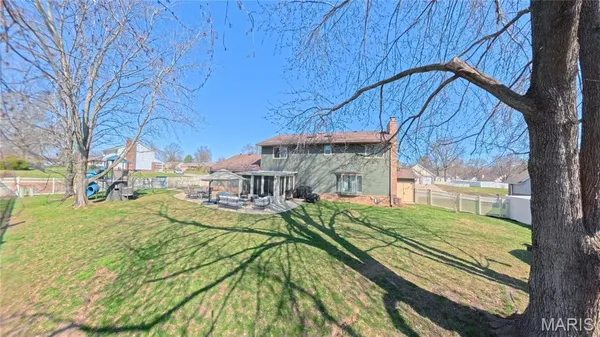 $399,500 | 1309 East 3rd Street, O'Fallon, IL 62269