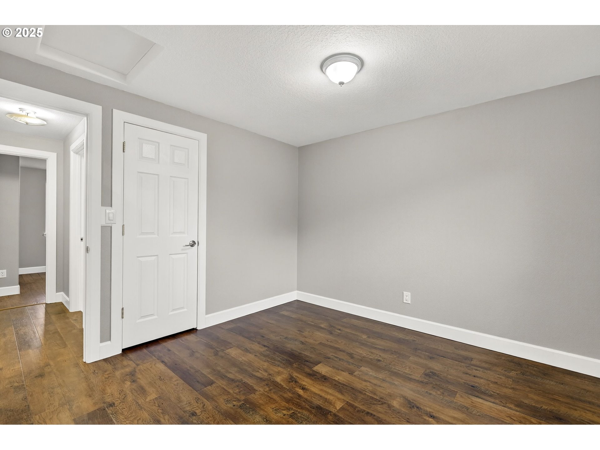5118 Northeast Jarrett Street Portland, OR 97218 - Photo 15 of 46 a view of an empty room