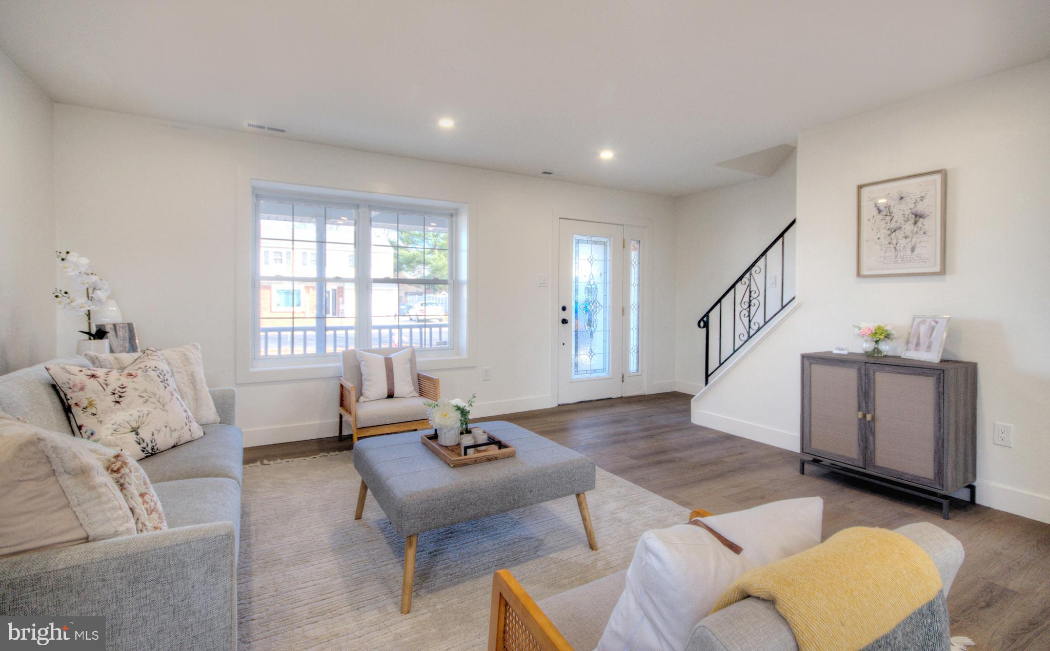 921 North Beecham Road Williamstown, NJ 08094 - Photo 3 of 43 a living room with furniture and a window