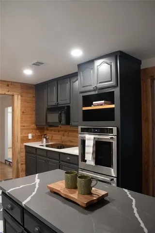 $3,200 | 2808 Peachtree Lane, Pantego, TX 76013