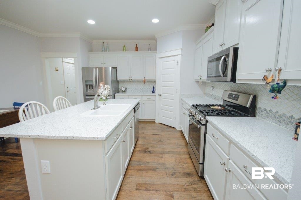 19662 Bunker Loop Fairhope, AL 36532 - Photo 10 of 29 Kitchen