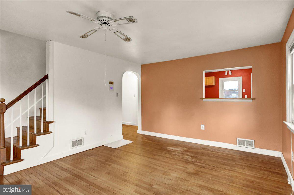 2167 Reading Boulevard Reading, PA 19609 - Photo 3 of 28