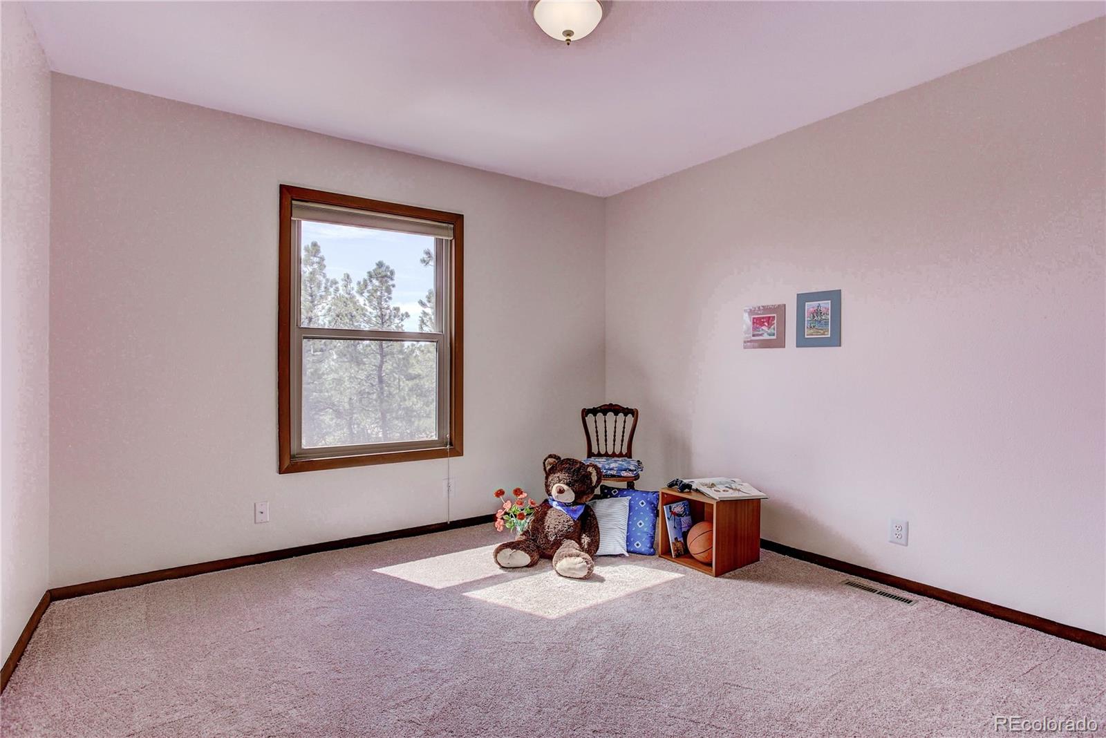8364 Larkspur Road Boulder, CO 80302 - Photo 18 of 32 Gallery Image 18
