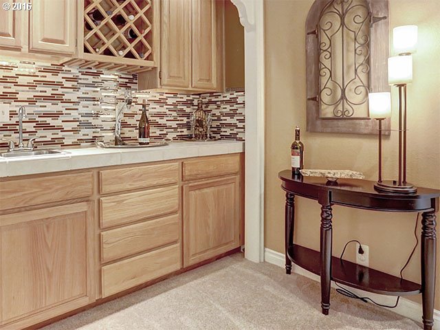 32855 Southeast Compton Road Boring, OR 97009 - Photo 4 of 31 Wet Bar