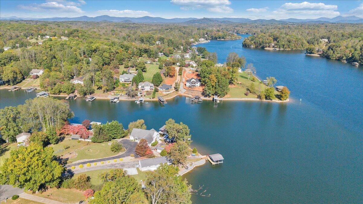 3018 Northridge Road Hardy, VA 24101 - Photo 56 of 95 80-DJI_20251014124822_0022_D