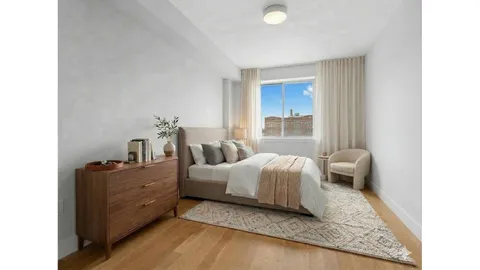 a picture of a book shelf