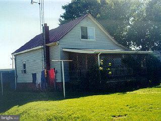 411 Prescott Road Lebanon, PA 17042 - Photo 3 of 7 Gallery Image 3