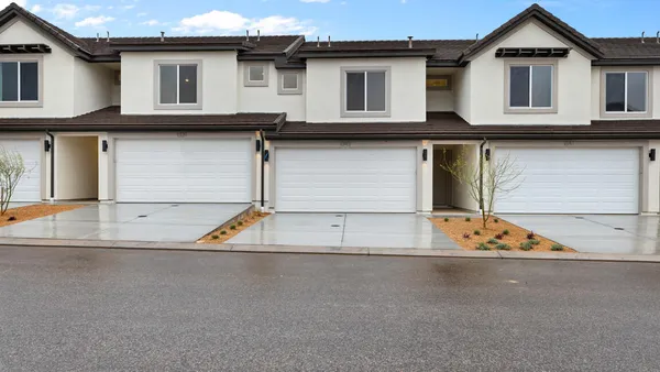 $384,990 | 2153 Wolverine Way, Unit 2445, Washington, UT 84780