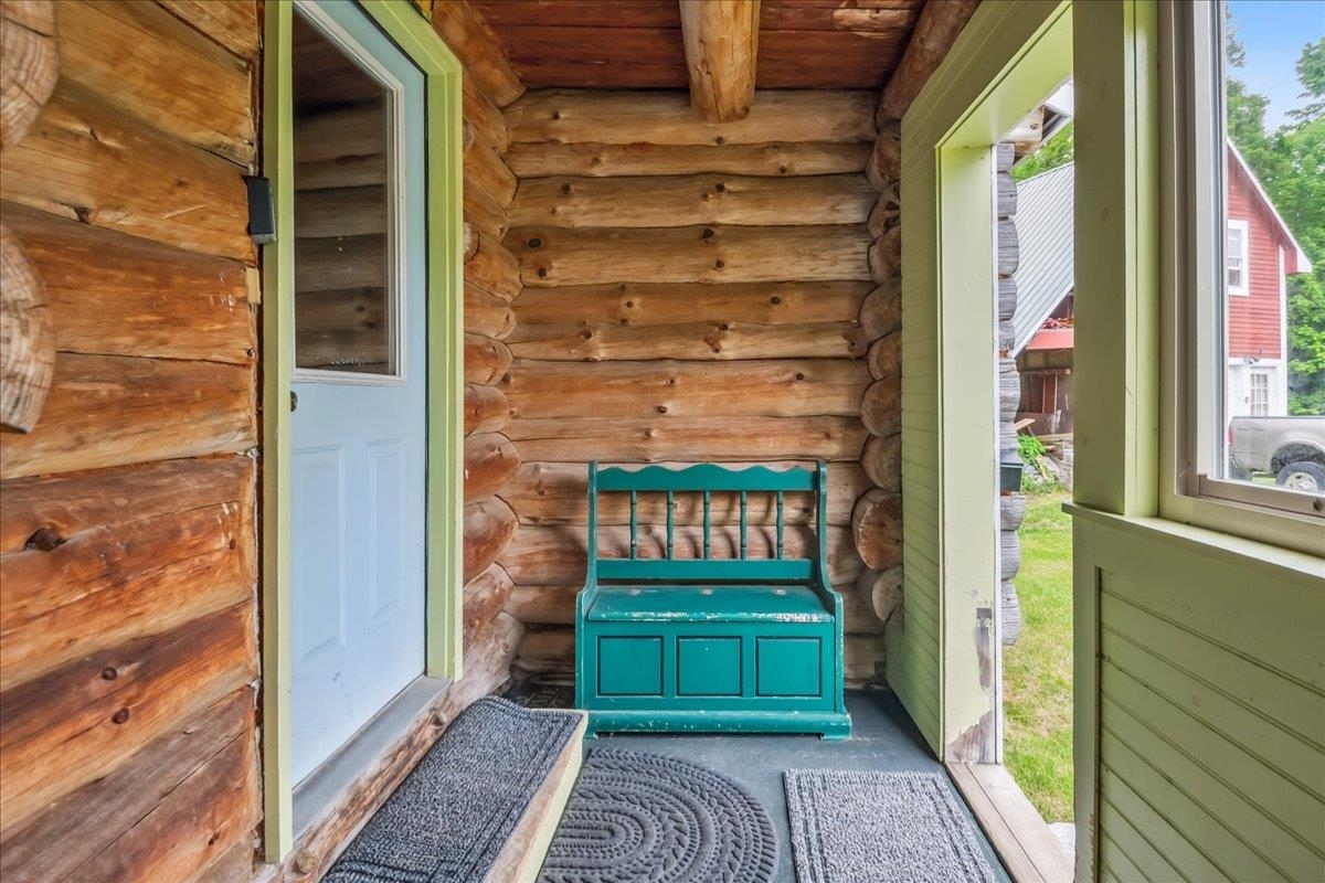 458 Woodcock Road Plainfield, VT 05667 - Photo 4 of 55