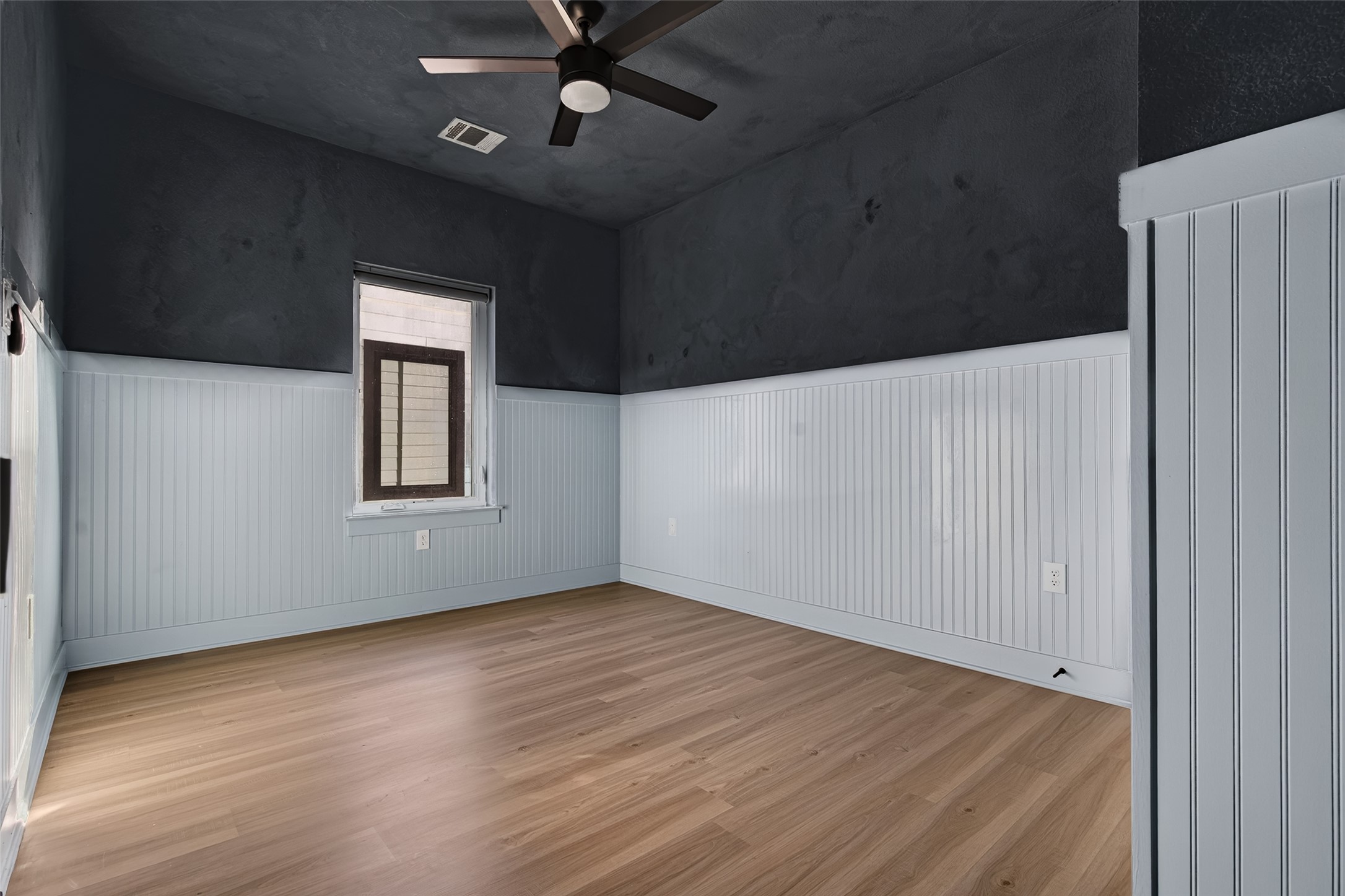5708 Sutherlin Road, Unit 14 Austin, TX 78723 - Photo 28 of 37 Gallery Image 28