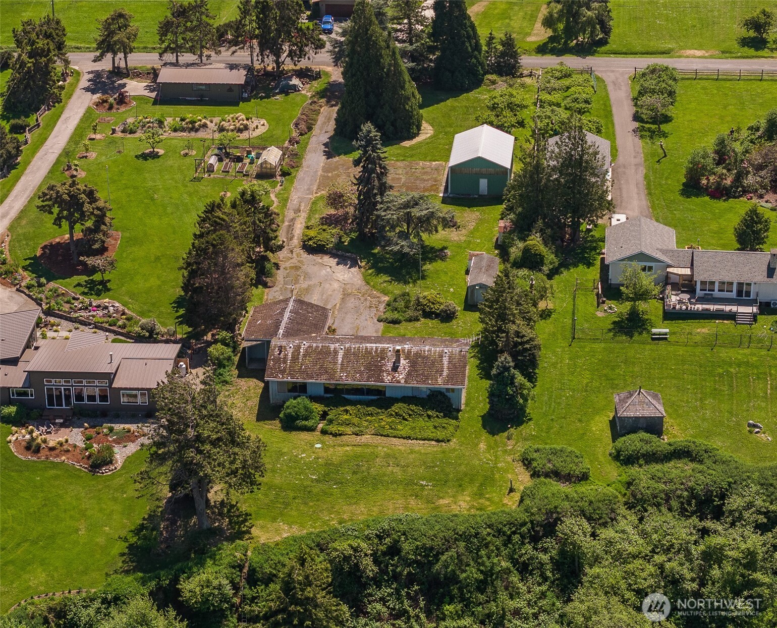 432 West Anderson Road Sequim, WA 98382 - Photo 7 of 40