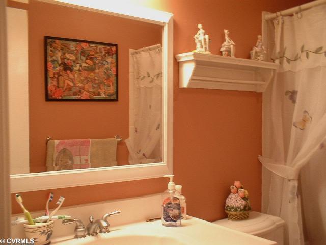 5514 Rollingway Road Chesterfield, VA 23832 - Photo 11 of 12 Master Bath