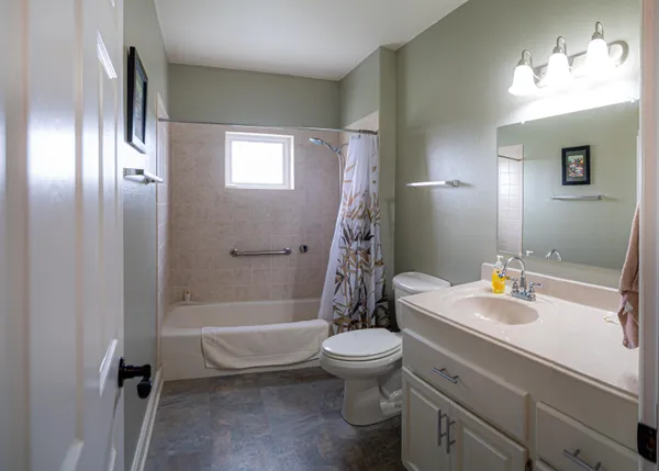 $525,000 | 532 North Road 11, Worland, WY 82401