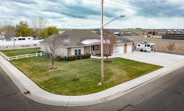 $525,000 | 532 North Road 11, Worland, WY 82401
