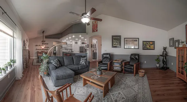 $525,000 | 532 North Road 11, Worland, WY 82401