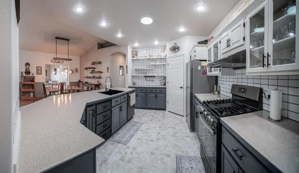 $525,000 | 532 North Road 11, Worland, WY 82401