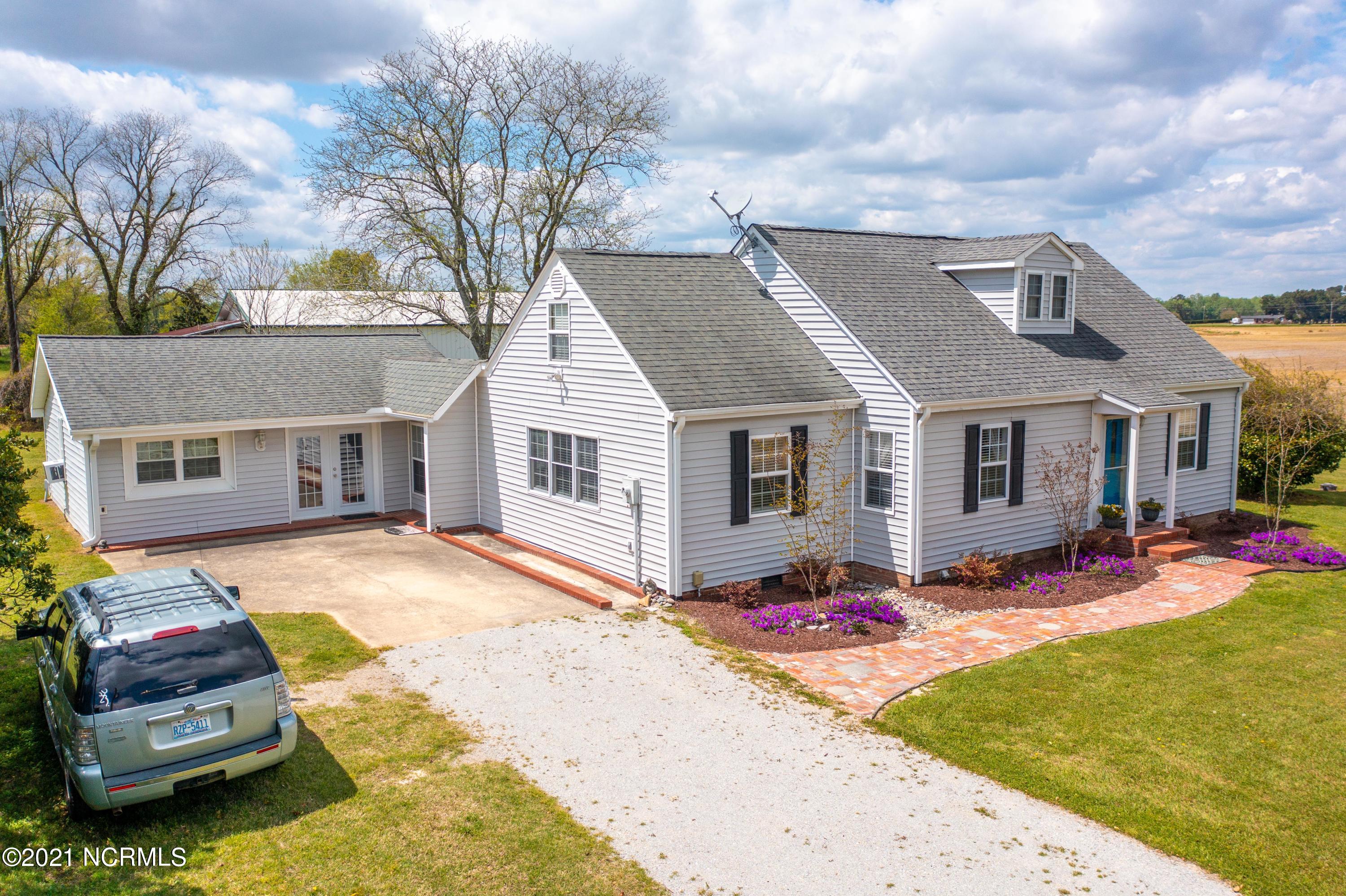 639 Sumrell Road Ayden, NC 28513 - Photo 1 of 52 639 Sumrell Road-14